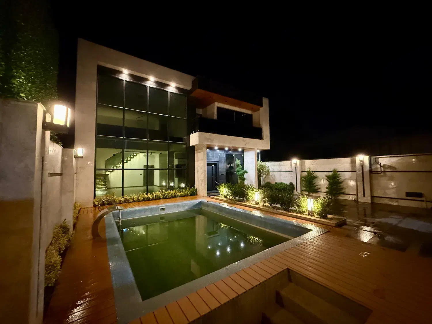 ویلا مدرن  شخص ساز فول ا بهترین لوکشین رشت|فروش خانه و ویلا|رشت, حومه رشت|دیوار