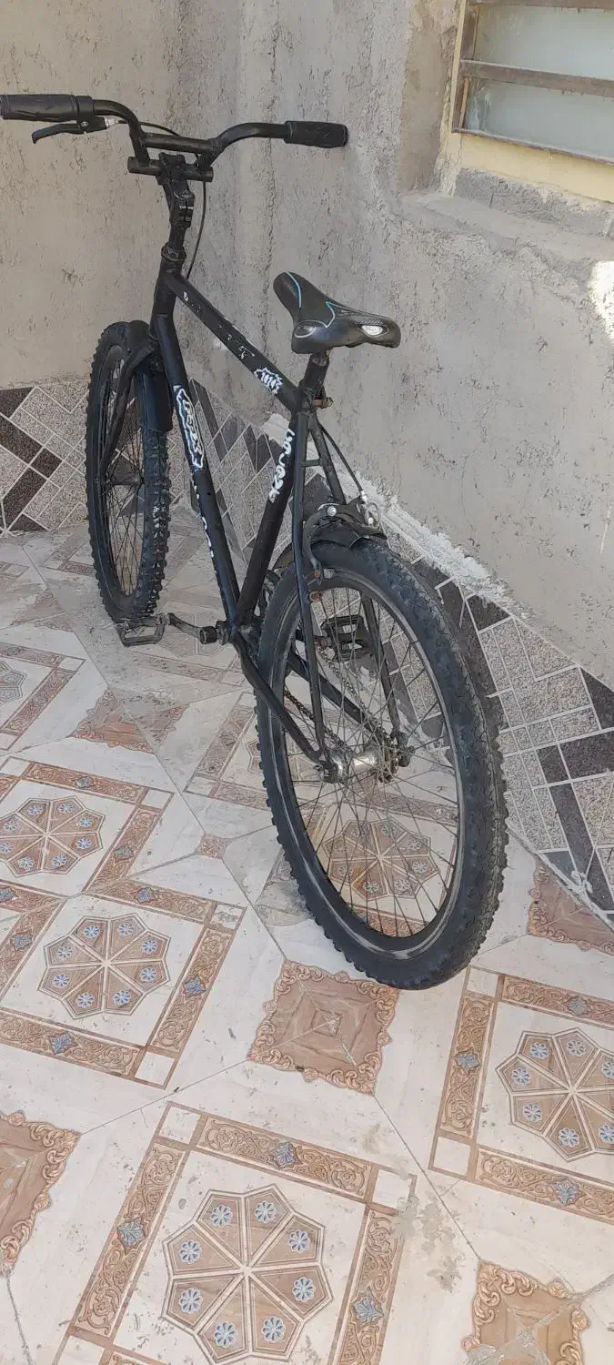 دوچرخه26|دوچرخه، اسکیت، اسکوتر|نیمروز, |دیوار