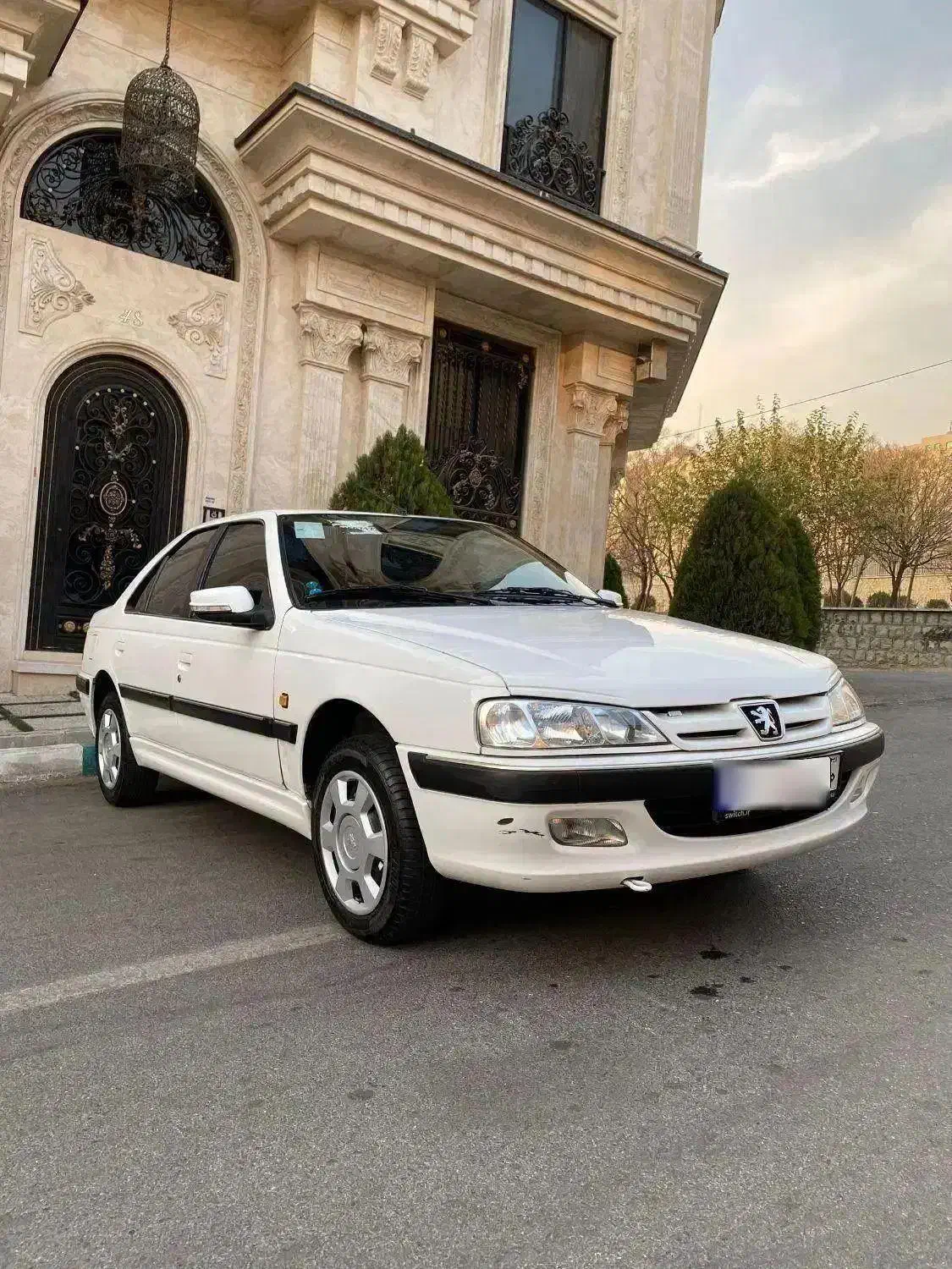 پژو پارس سفید مدل 1400 بی رنگ سلامت|خودرو سواری و وانت|تهران, گلستان (شهرک راه آهن)|دیوار
