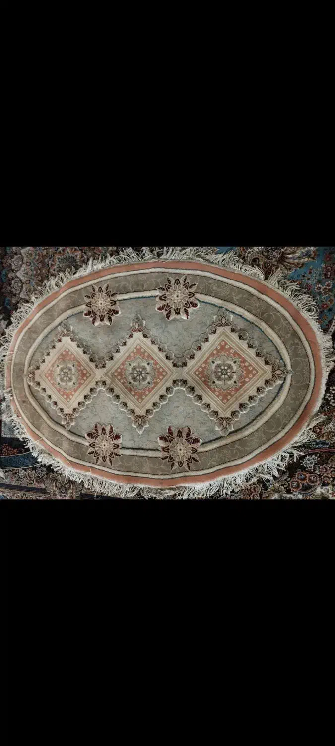 دو تا فرش۱/۵ گل برجسته  تراکم ۱۲۰۰|فرش|کرج, ساسانی (قلمستان)|دیوار