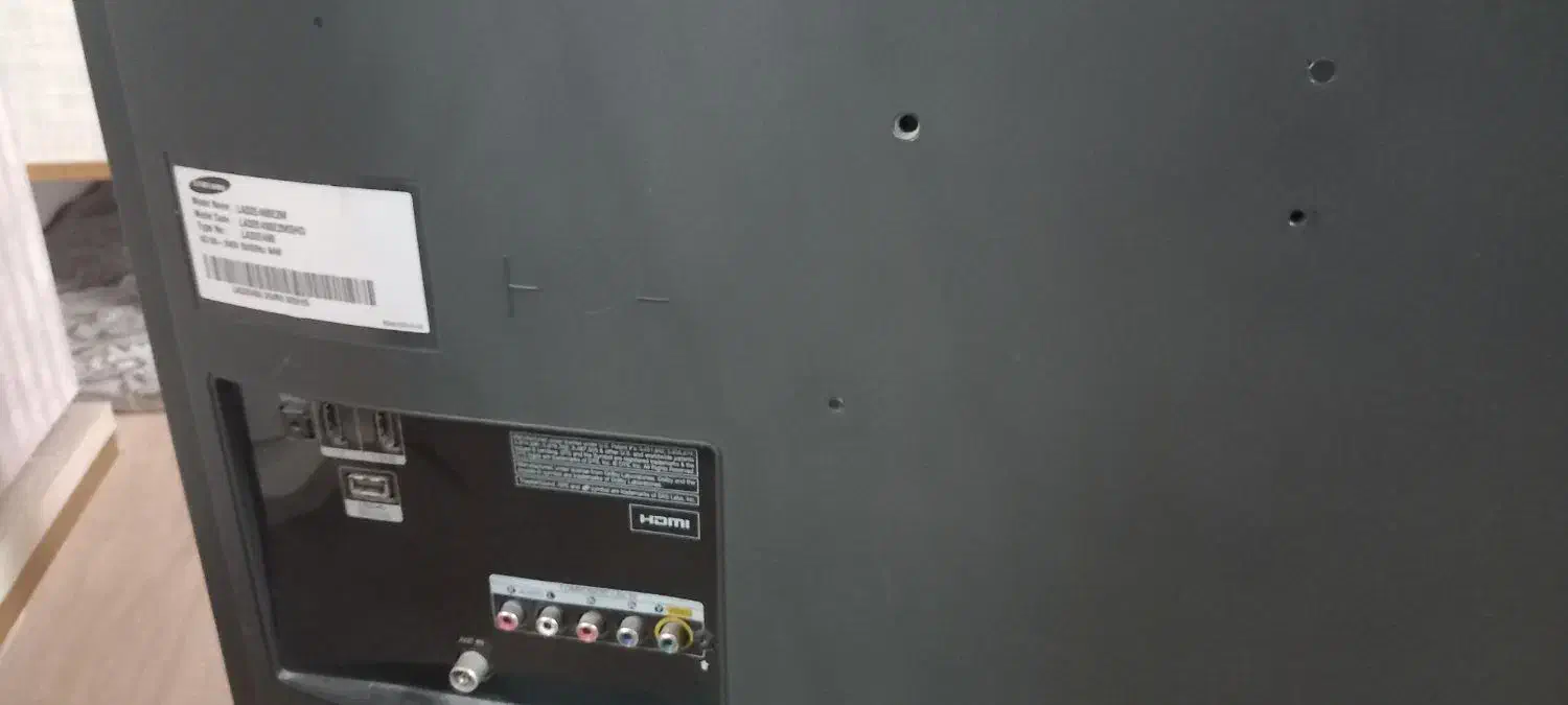 تلوزیون سامسونگ ۳۲|تلویزیون و پروژکتور|پرند, فاز ۶|دیوار