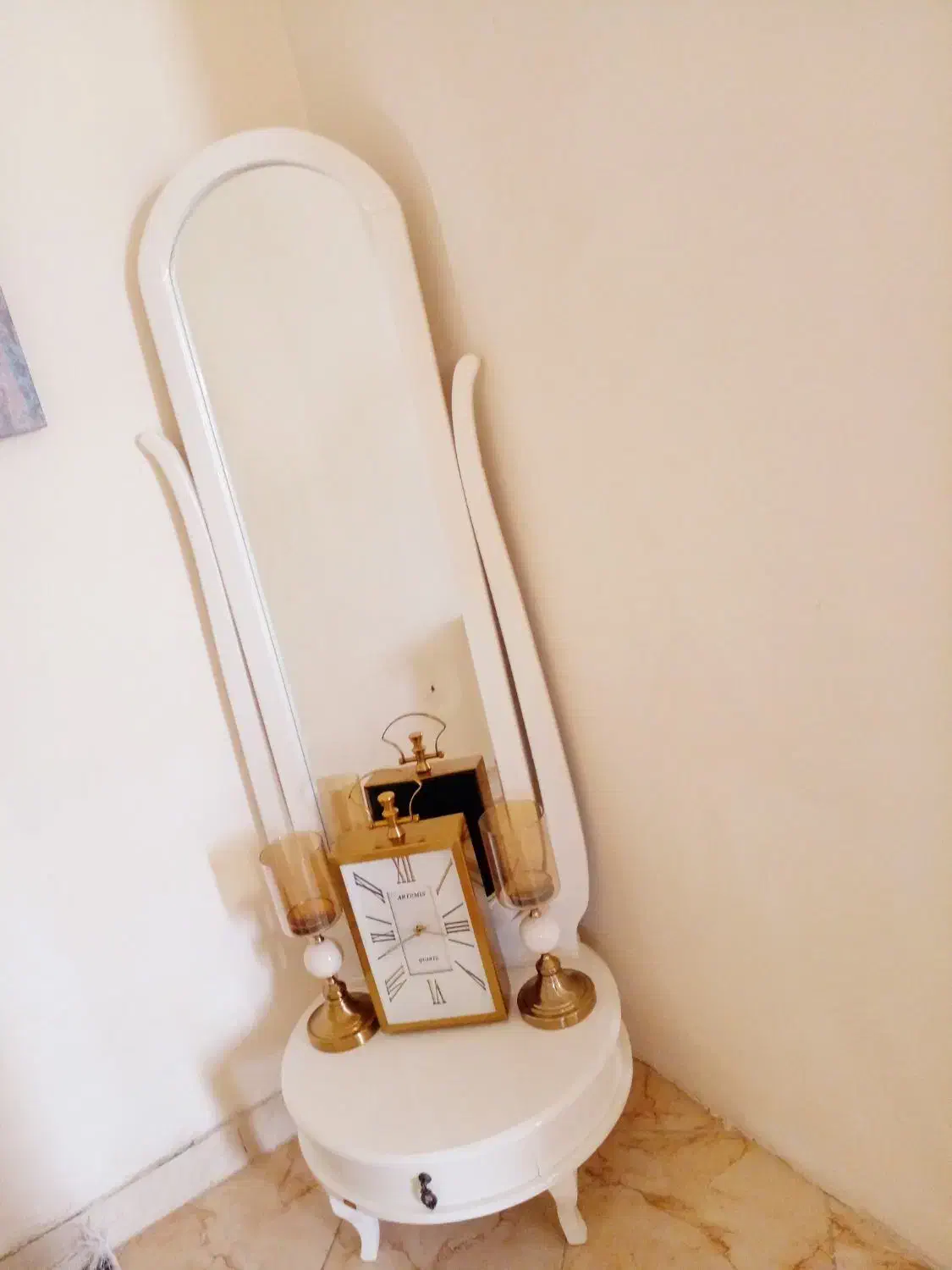 اینه کنار سالنی|مبلمان خانگی و میز عسلی|ساوه, |دیوار