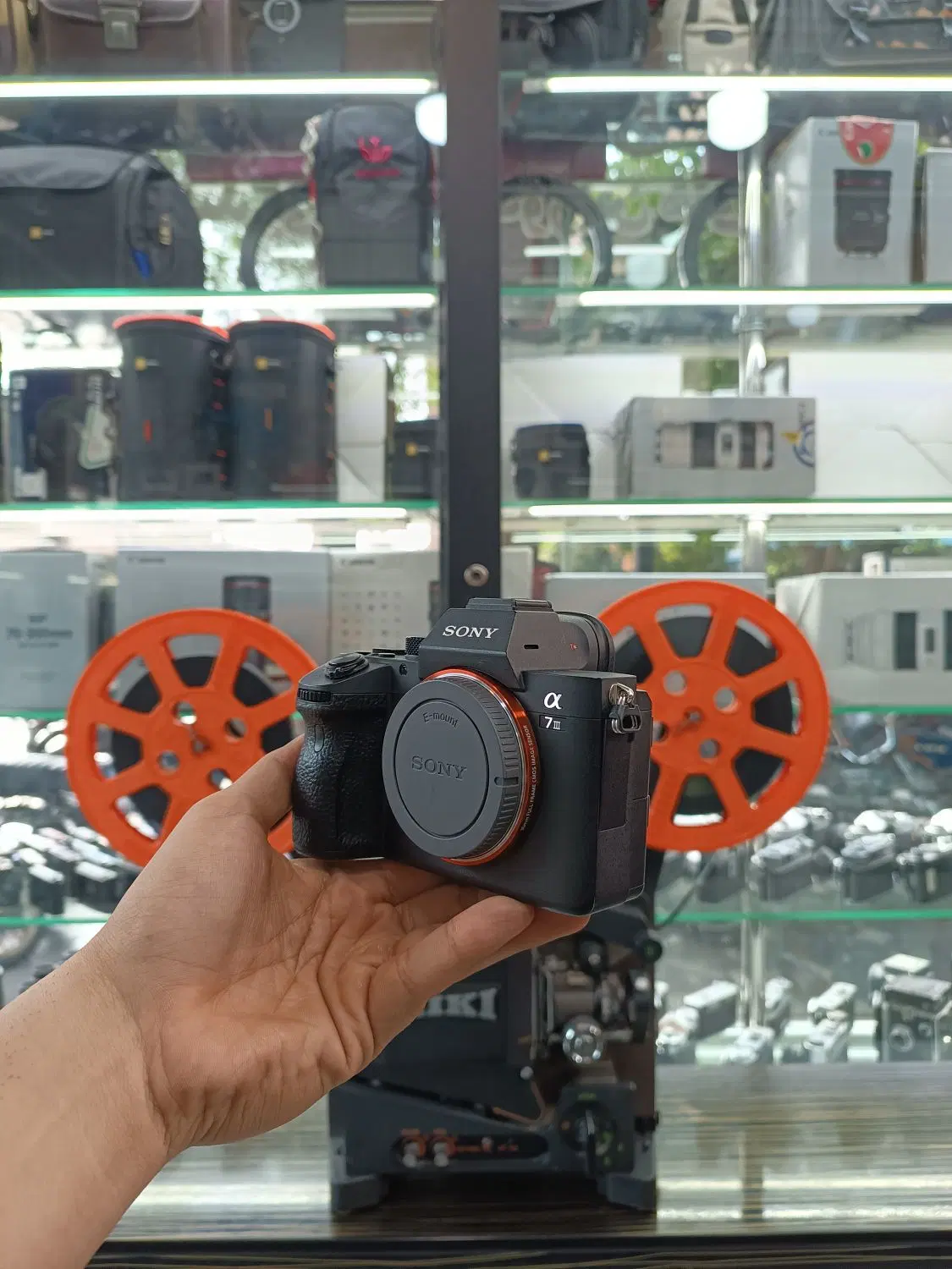 Sony a7 iii body|دوربین عکاسی و فیلم‌برداری|تهران, پامنار|دیوار