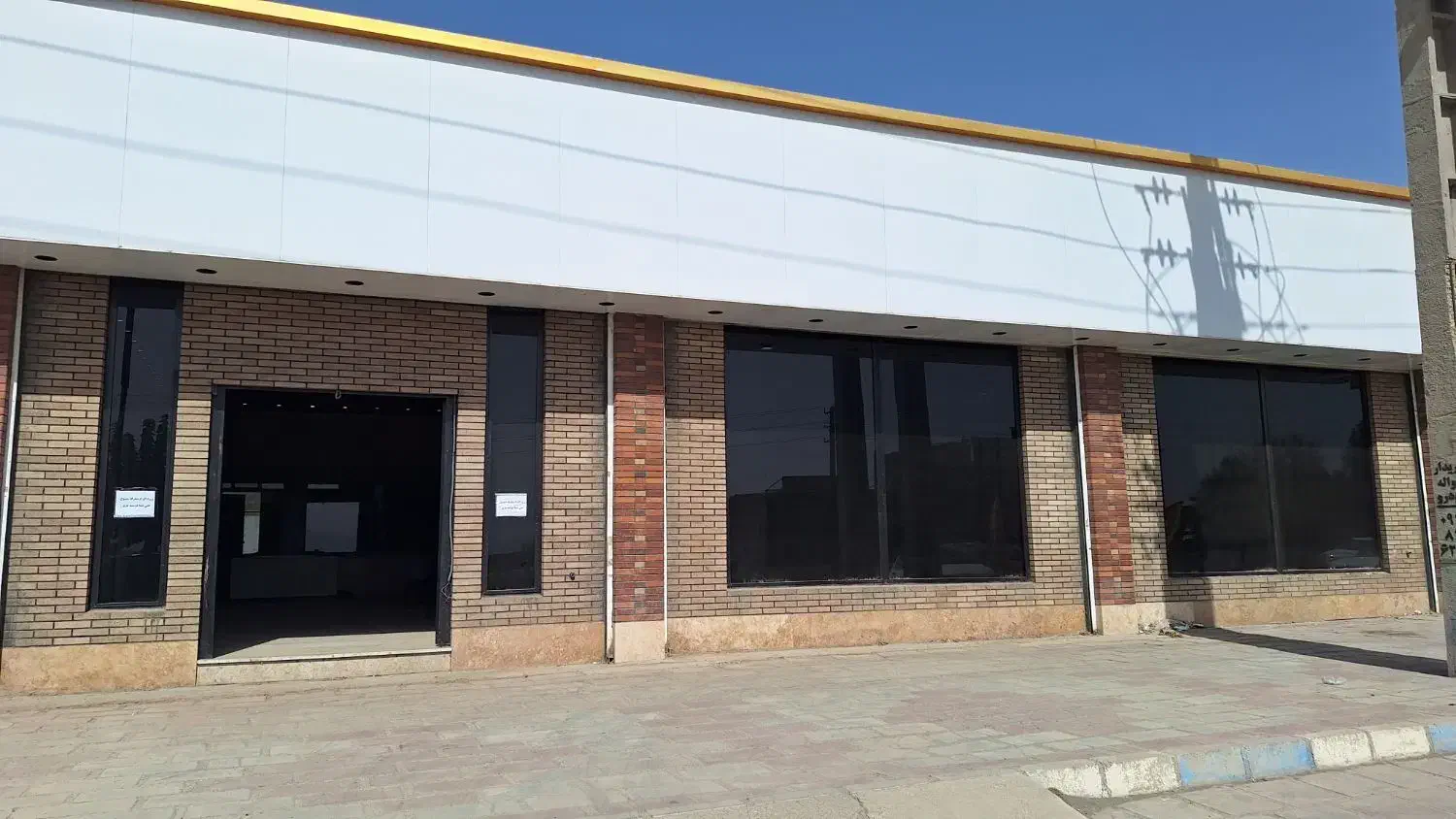 اجاره فروشگاه ۲۲۰ متر|اجارهٔ مغازه و غرفه|هشتگرد, گلسار|دیوار