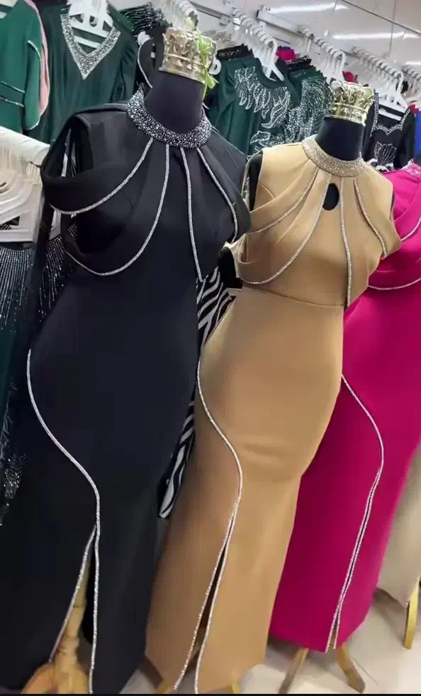 مجلسی بلند|لباس|ورزقان, |دیوار