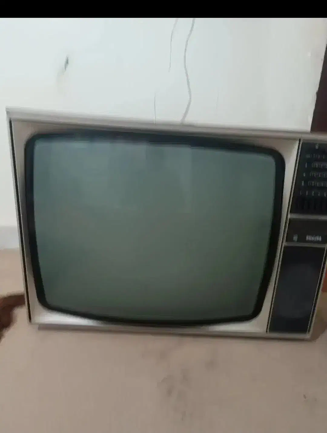 تلویزیون فیلیپس قدیمی کلکسیونی سالم|تلویزیون و پروژکتور|شاهرود, |دیوار