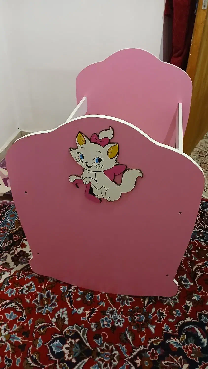 تخت گهواره ای|تخت و صندلی بچه|تبریز, |دیوار