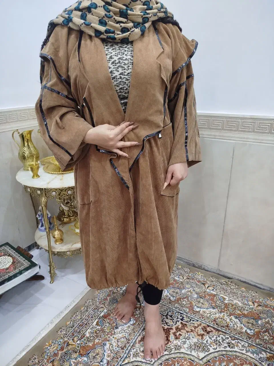 مانتو پاییزه و کیف|لباس|صفادشت, |دیوار