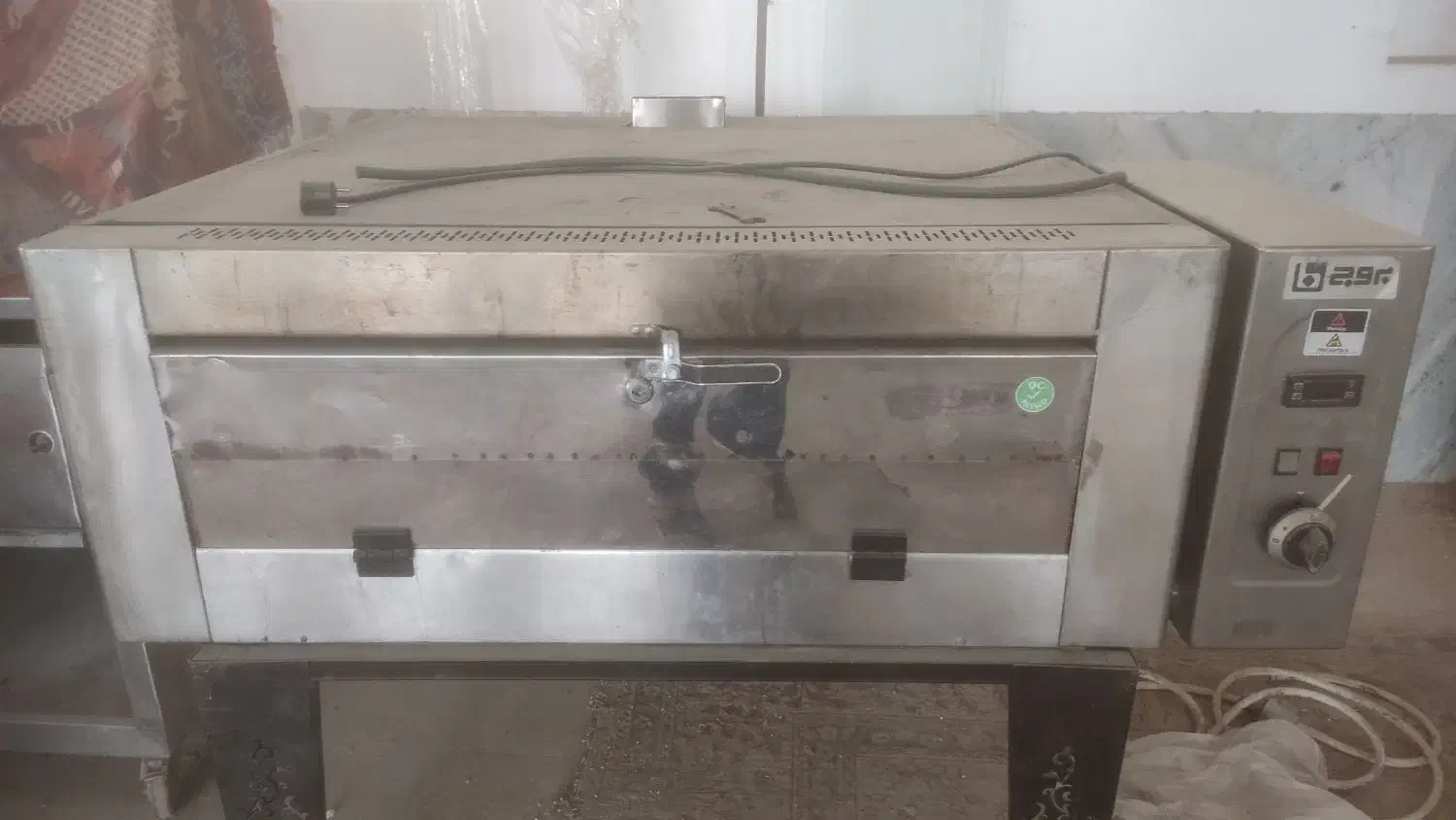 فر پیتزا|کافیشاپ و رستوران|دیلم, |دیوار