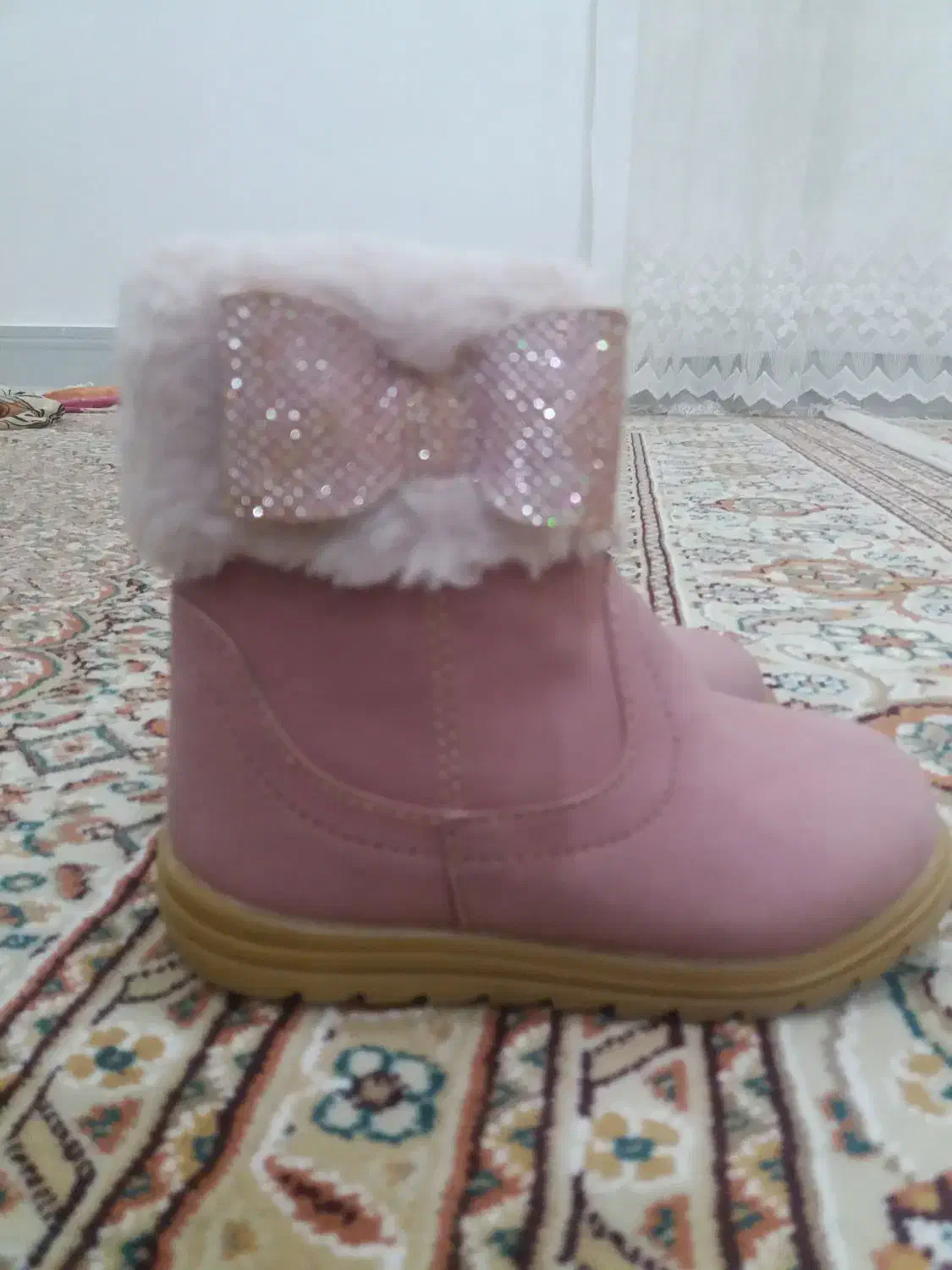 نیم بوت|کیف، کفش، کمربند|یاسوج, |دیوار