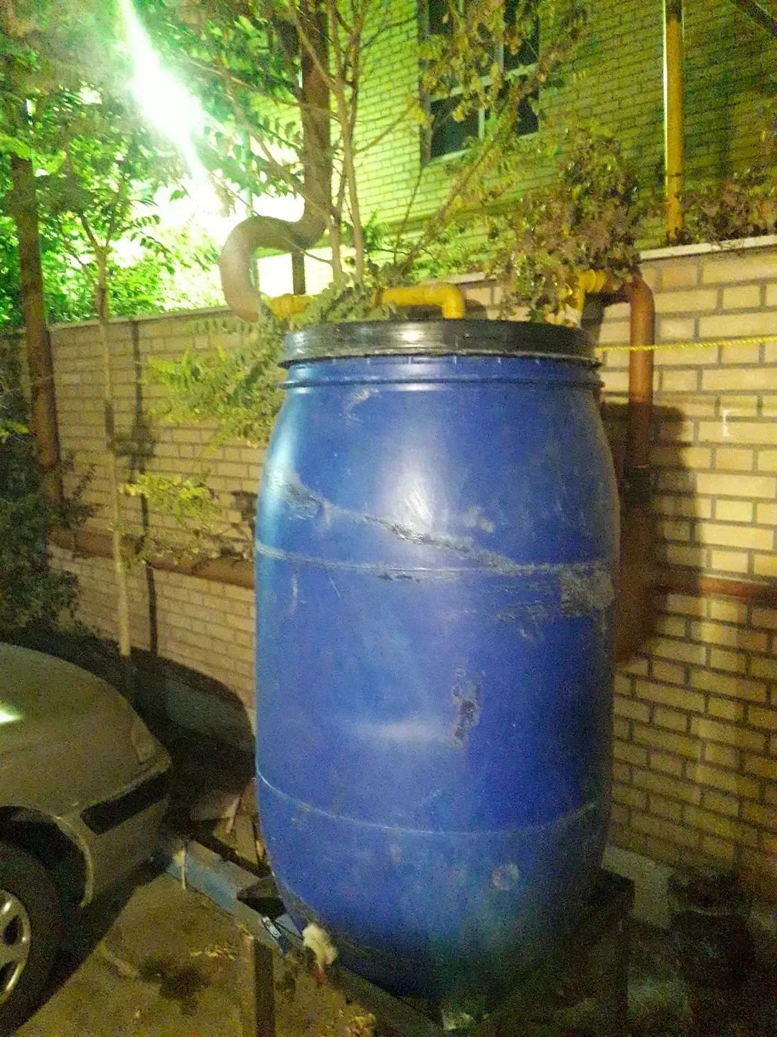 بشکه|لوازم نظافت|اشتهارد, |دیوار