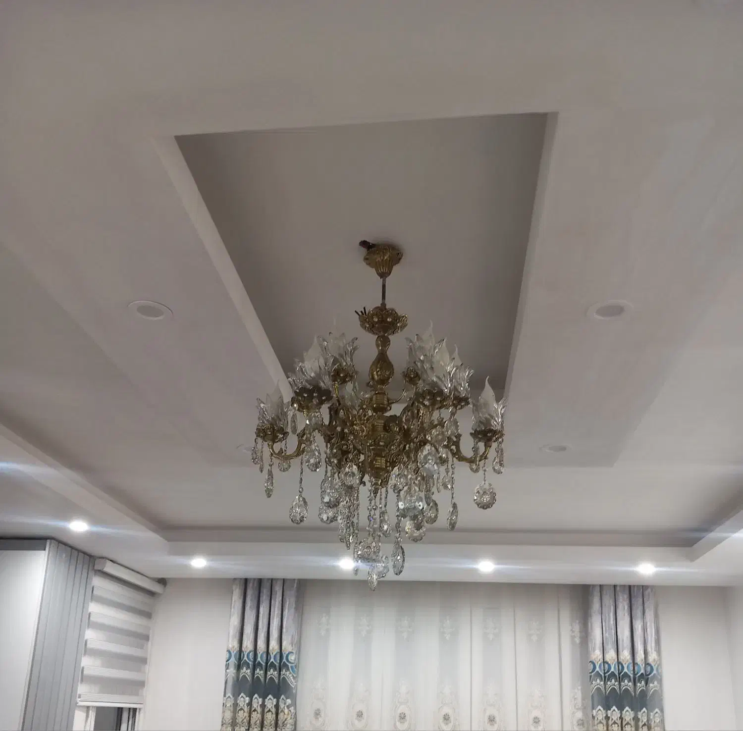 لوستر برنجی 6 شاخه|لوستر و چراغ آویز|نسیمشهر, |دیوار