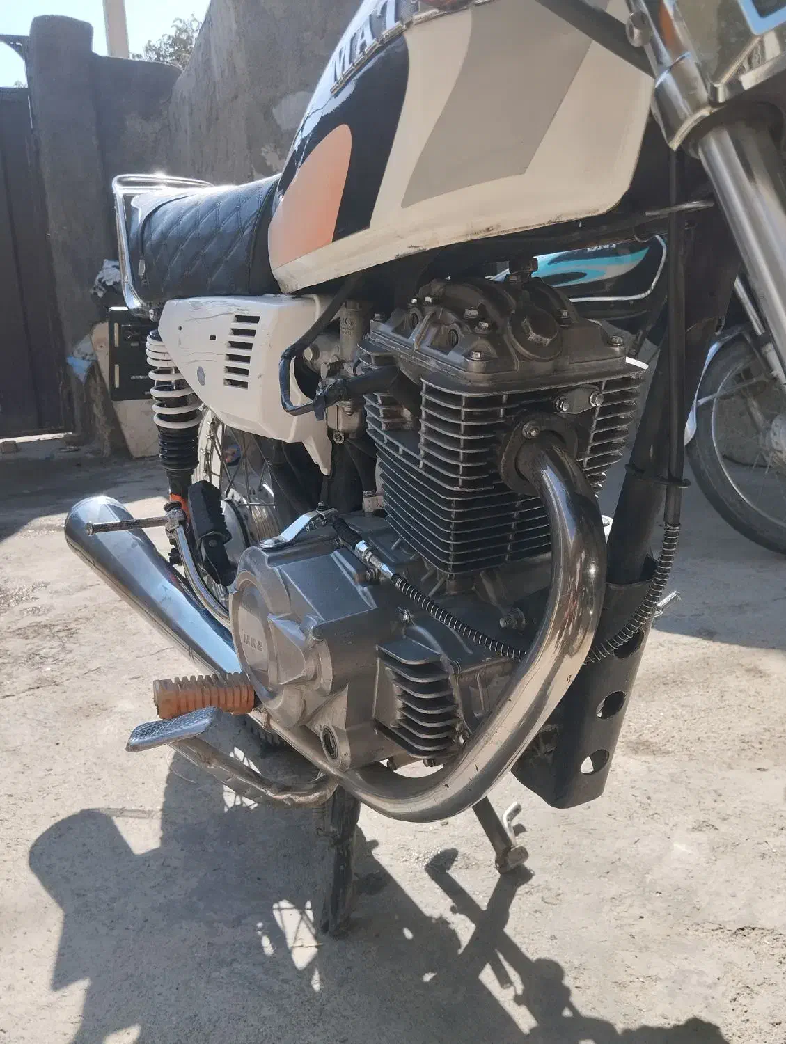 متین 200|موتورسیکلت|دورود, |دیوار