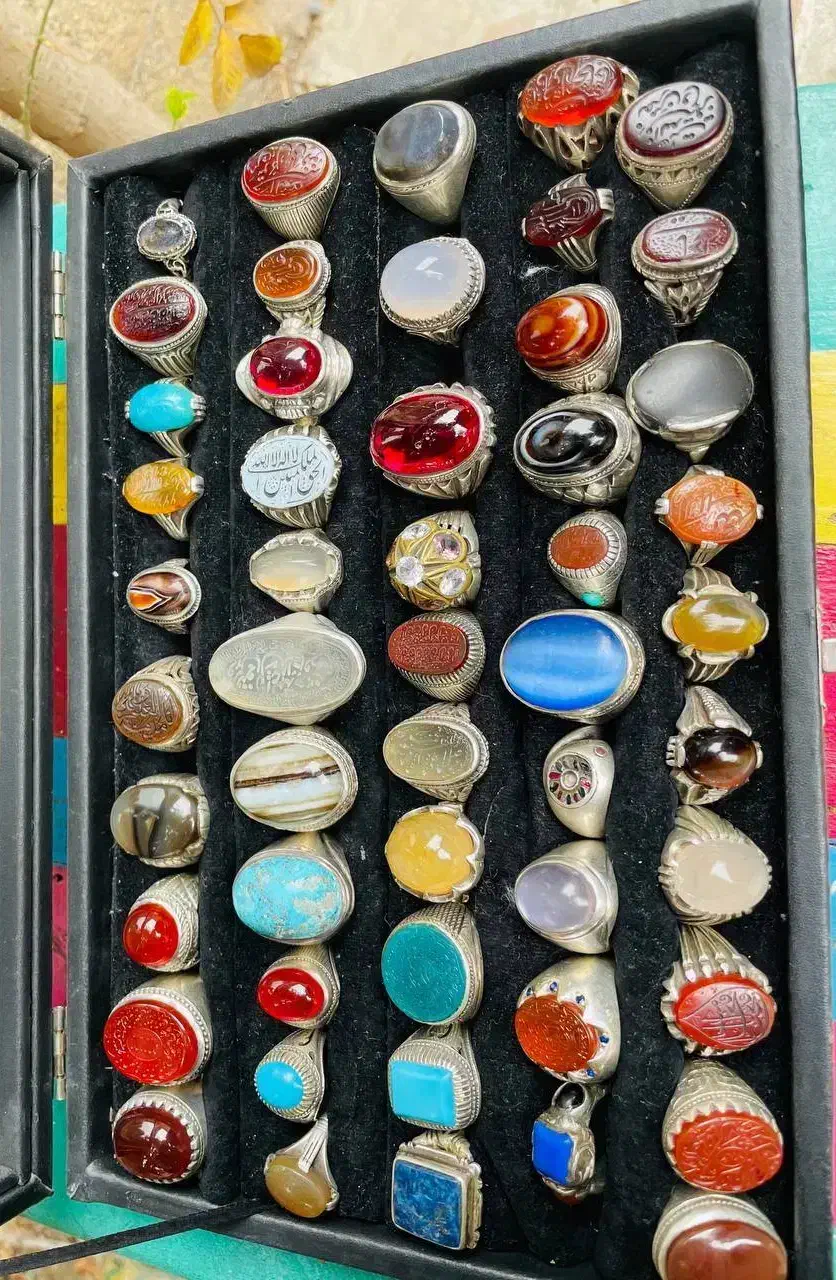 فروشنده و خریدار اجناس نقره|کلکسیون اشیاء عتیقه|رودهن, |دیوار