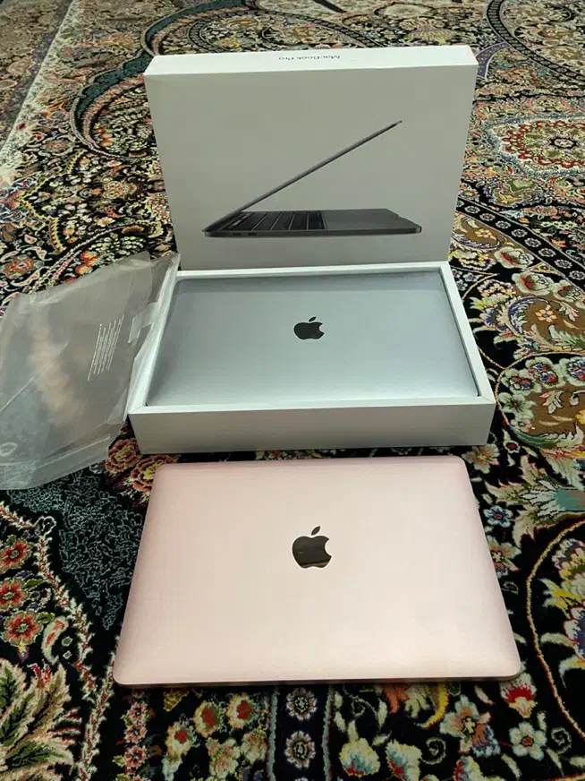 مک بوک پرو 2020 تاچ بار و باریکترین مک بوک 2017|رایانه همراه|تهران, دریاچه شهدای خلیج فارس|دیوار