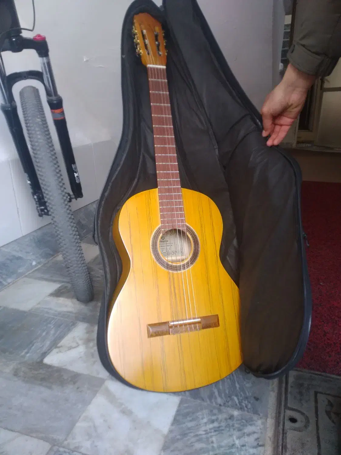 گیتار ماتاپور|گیتار، بیس، امپلیفایر|میاندوآب, |دیوار