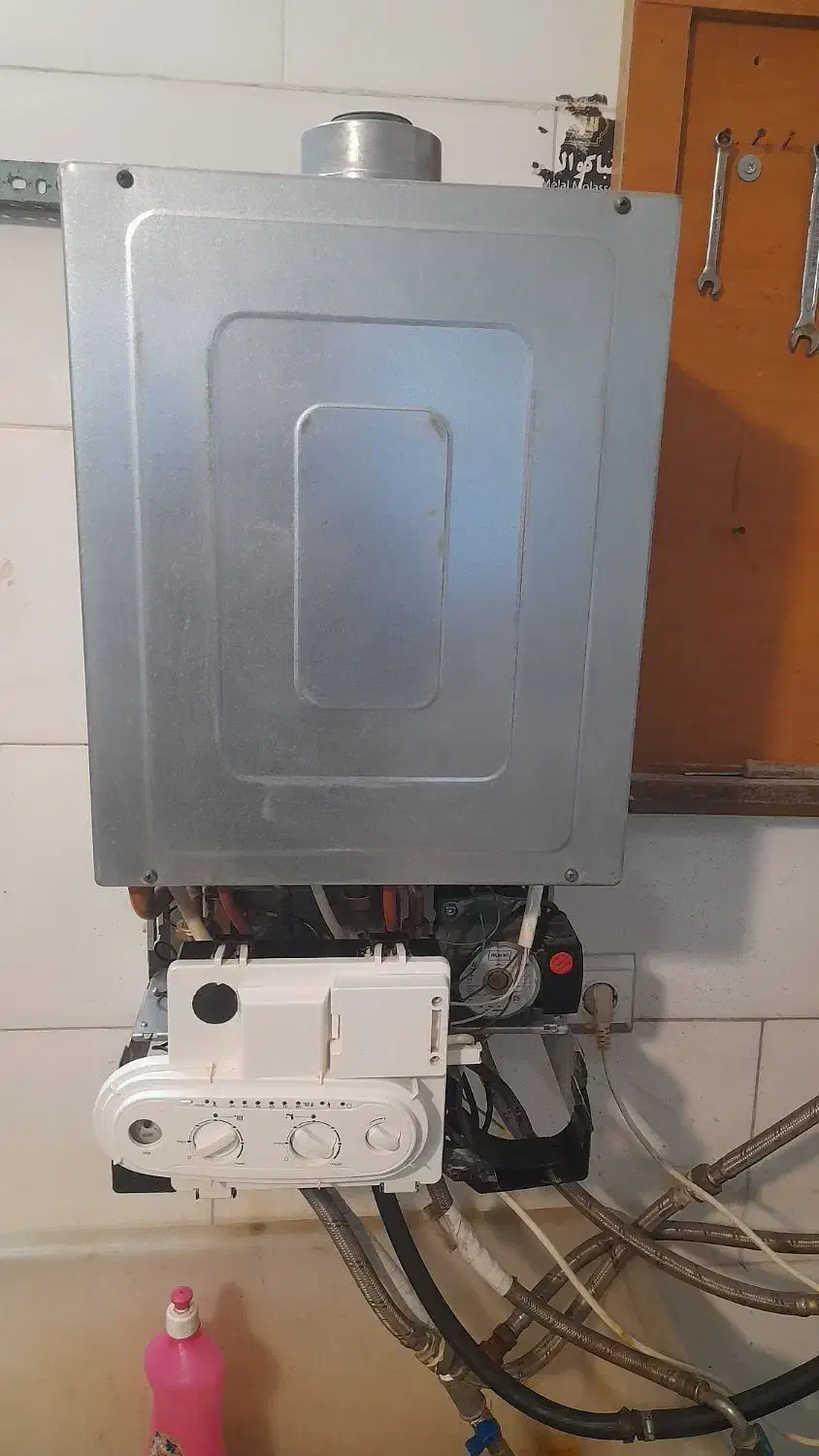 پکیچ ایران رادیاتور دو مبدل ۲۴ فن دار(طرح تعویض)|آبگرمکن، پکیج، شوفاژ|اصفهان, باتون|دیوار