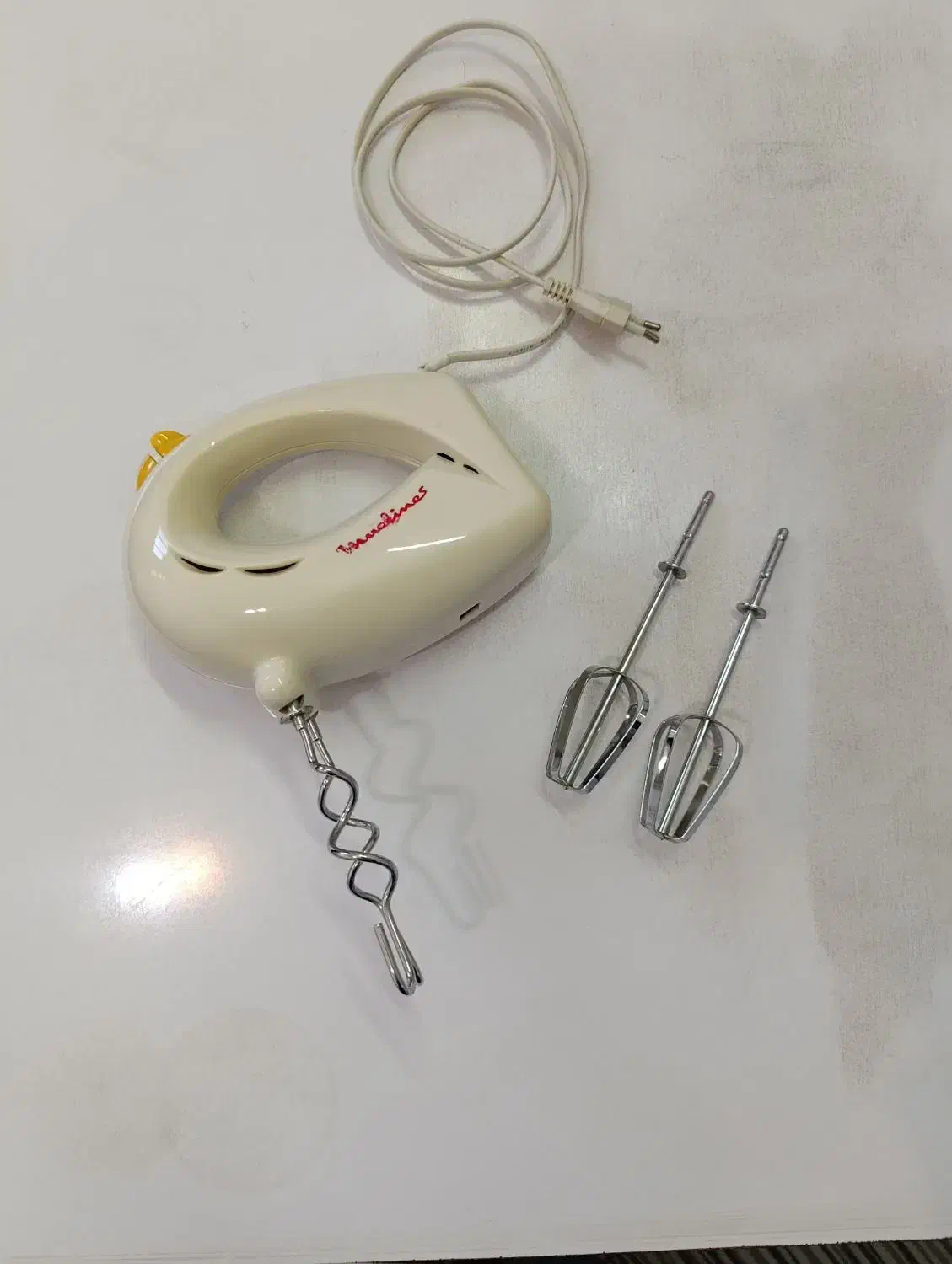 همزن برقی|خردکن، آسیاب، غذاساز|ابریشم, |دیوار