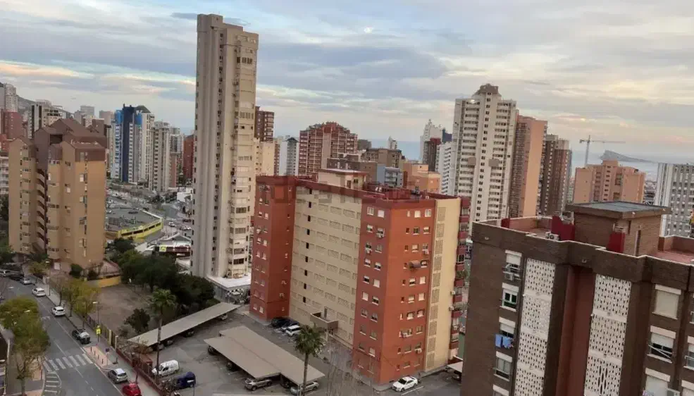 معاوضه یک واحد در شهر ساحلی اسپانیا،...|فروش آپارتمان|کلارآباد, |دیوار