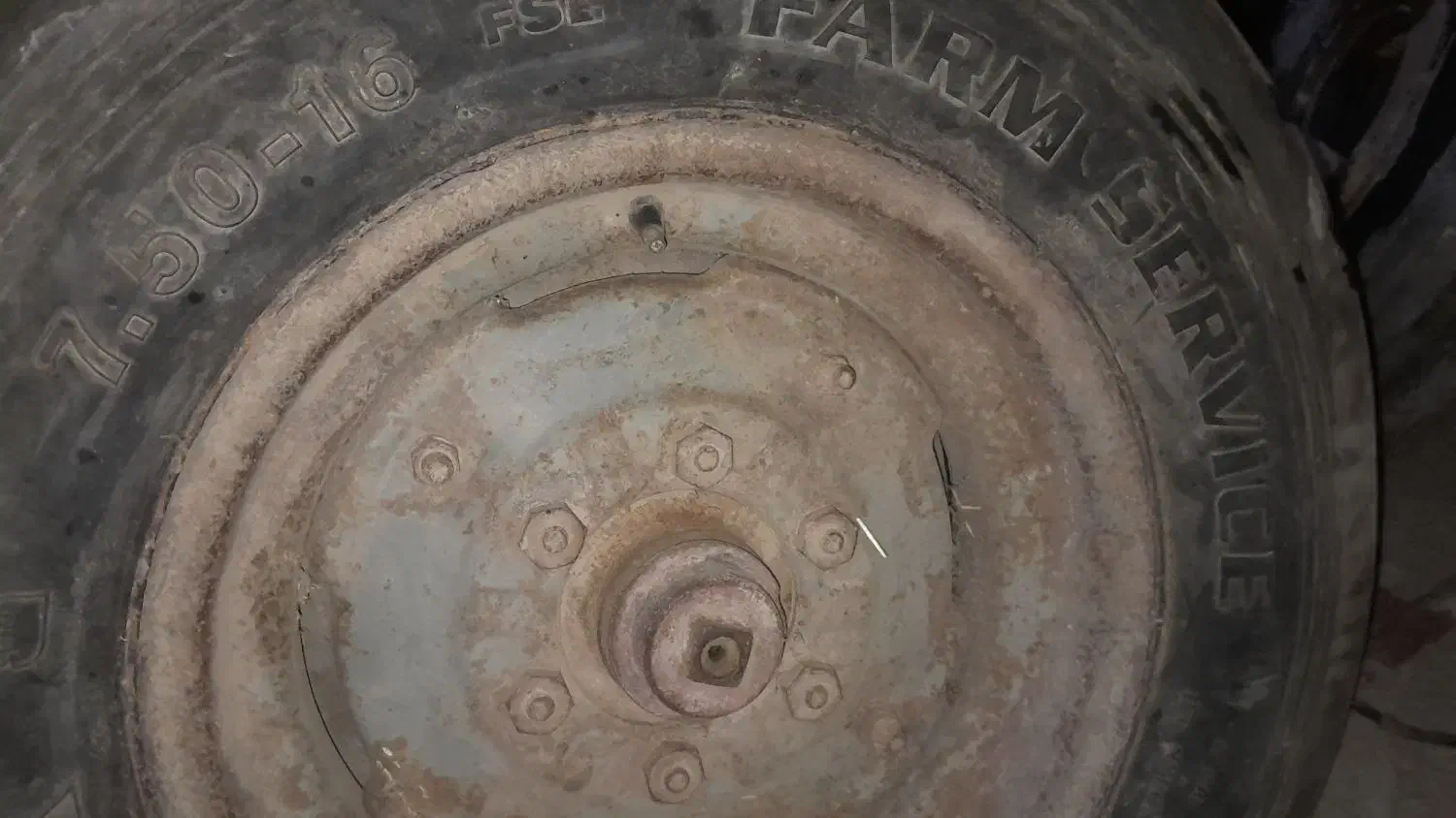 لاستیک تراکتور ۲۸۵|ماشین‌آلات صنعتی|قزوین, |دیوار