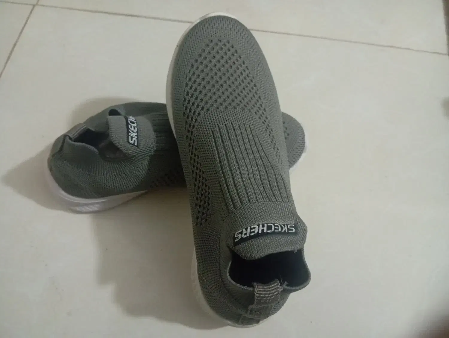 تعدادی کفش نو|کیف، کفش، کمربند|اسلام‌شهر, ایرین|دیوار