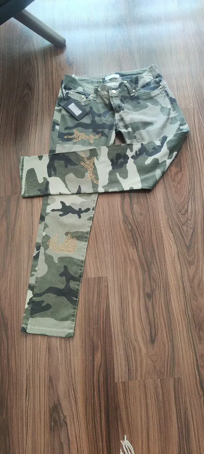 شلوار چریکی|لباس|فردیس, فردیس|دیوار