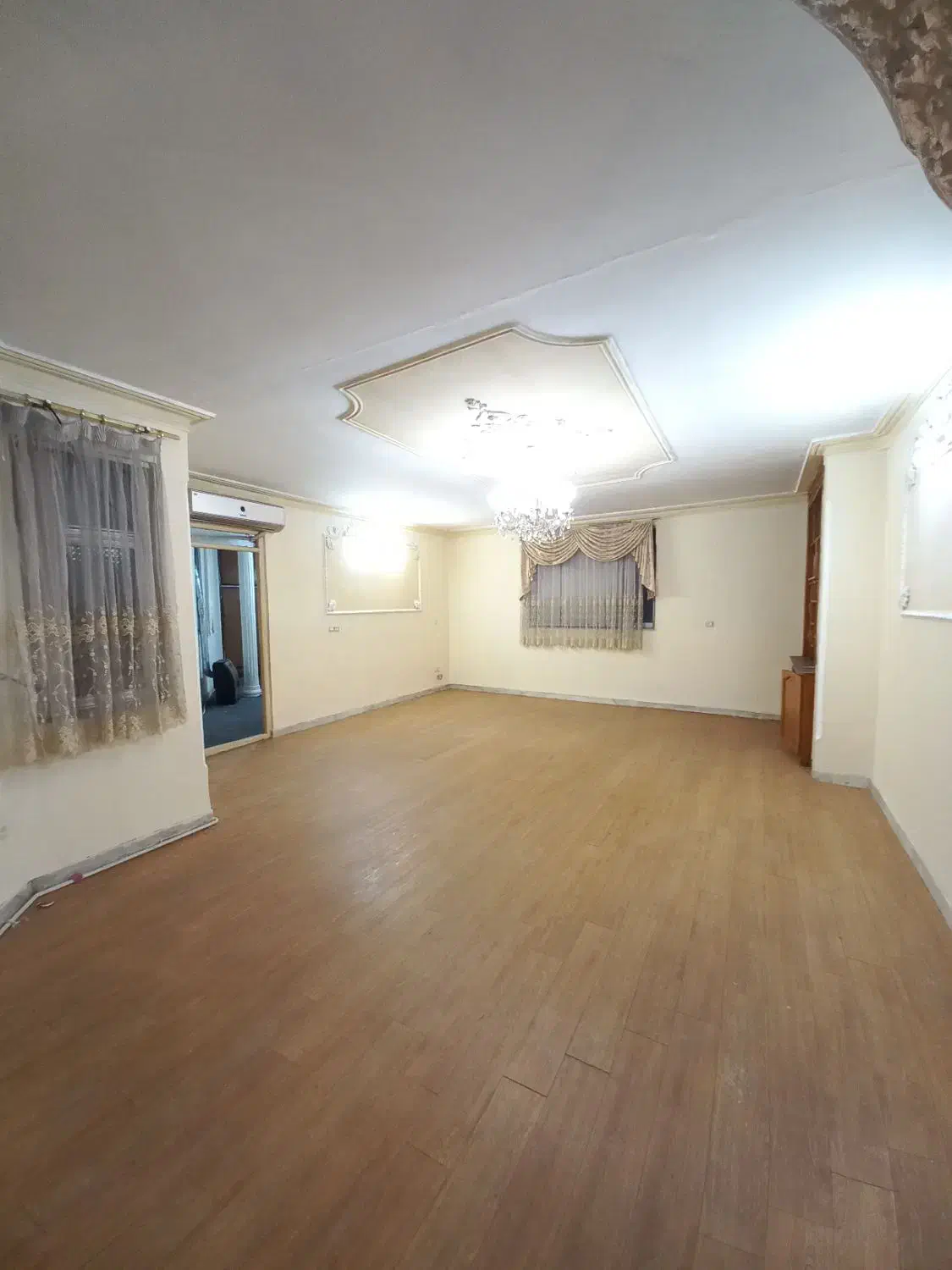 واحد / تجاری / ۱۷۰متری / گاز|اجارهٔ دفتر کار، اتاق اداری، مطب|رشت, منظریه|دیوار