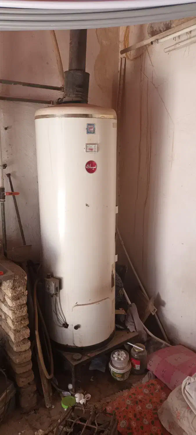 آبگرمکن مخزنی گازی|آبگرمکن، پکیج، شوفاژ|شهرکرد, |دیوار