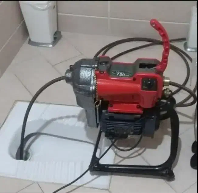 لوله بازکنی با انتخاب منطقه خودتان ۰ ۹ ۰ ۴ ۵ ۸ ۳ ۳|خدمات پیشه و مهارت|تبریز, |دیوار