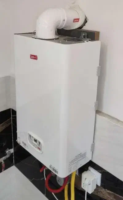 نصب تعمیر سرویس انواع پکیج آبگرمکن کل کرج ۲۴ساعته|خدمات پیشه و مهارت|کرج, فاز ۲ مهرشهر|دیوار