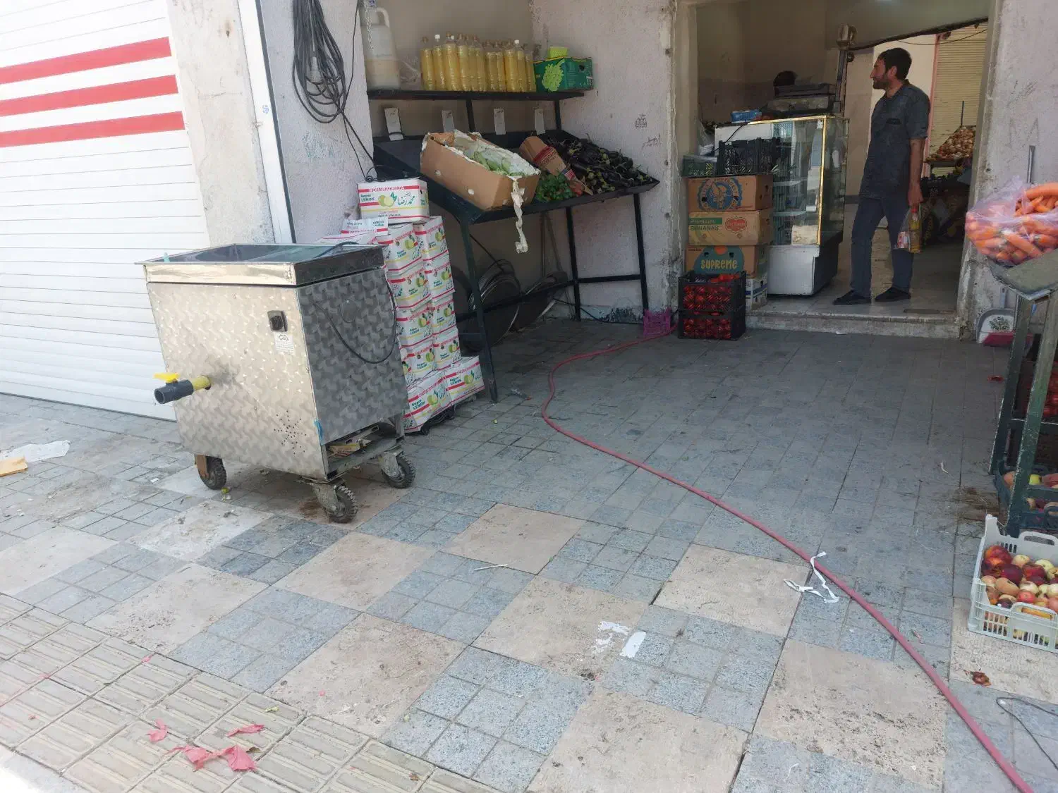 مغازه ۳۴ متری میوه فروشی|اجارهٔ مغازه و غرفه|تهران, کیانشهر|دیوار