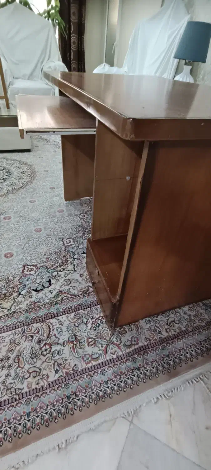 میز کامپیوتر با صندلی|میز تحریر و کامپیوتر|ری, منصوریه منگل|دیوار