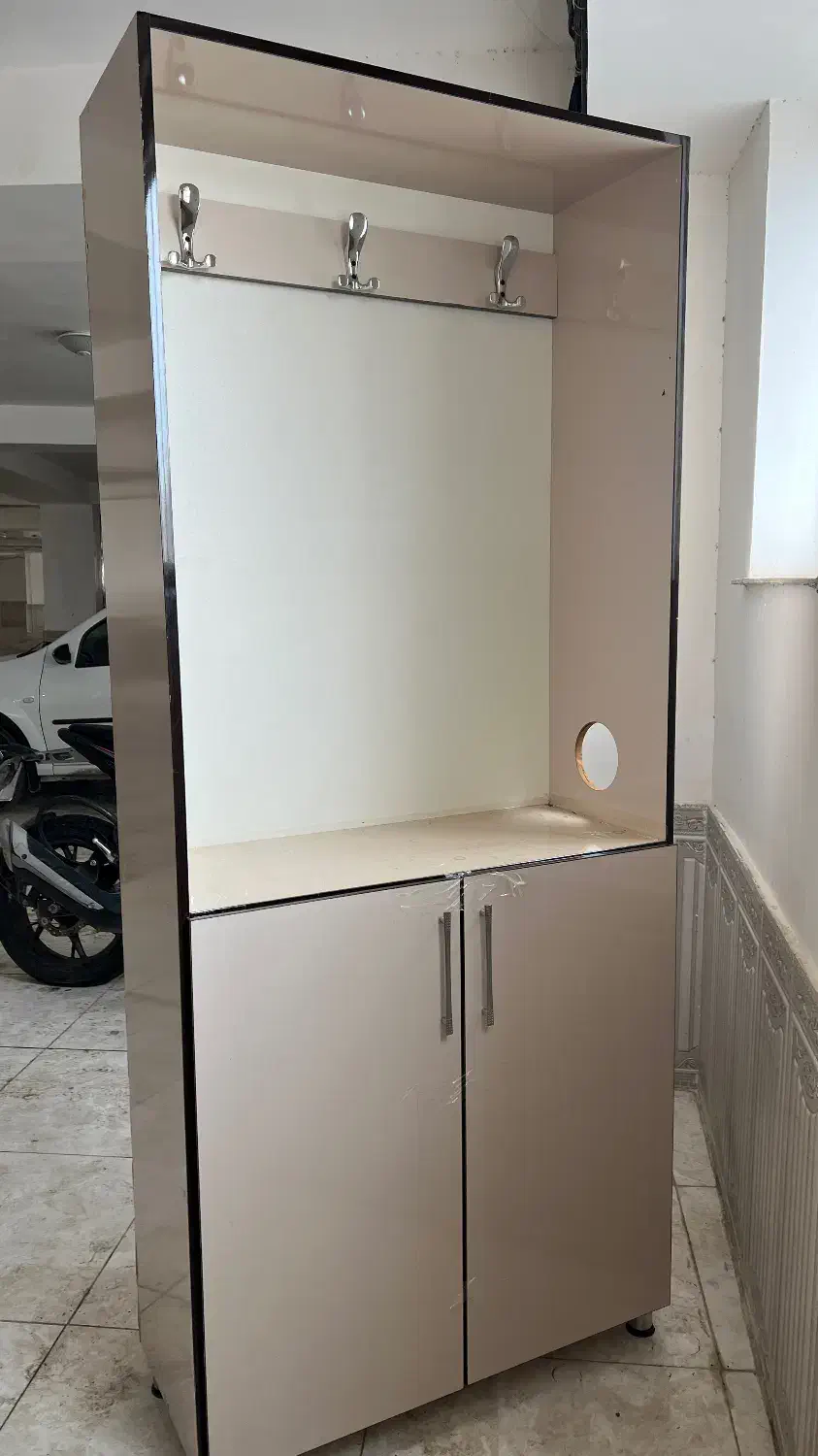 رخت کن|بندرخت و رختآویز|مهاباد (آذربایجان غربی), |دیوار