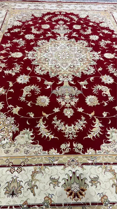 فرش کارکرده ۱۲متری لاکی|فرش|همدان, |دیوار