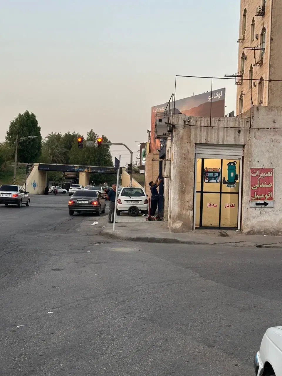 ۲۴ متری رهن اجاره مغازه با موقعیت تجاری دو نبش|اجارهٔ مغازه و غرفه|اهواز, ۳۰ متری|دیوار