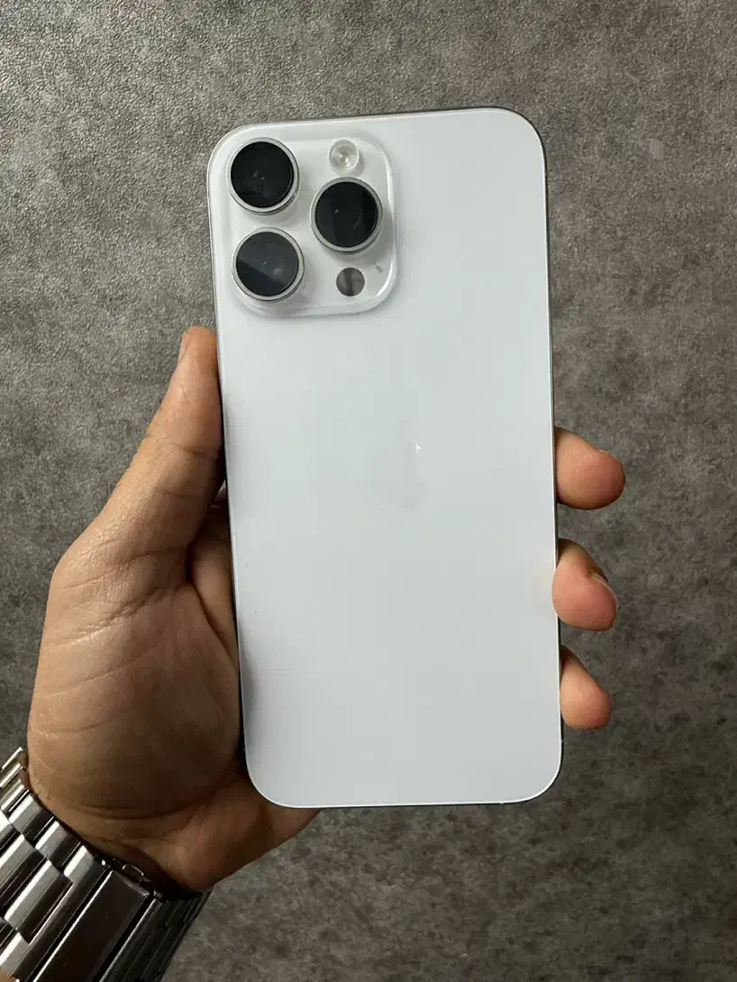 ایفون ۱۶ پرو مگس ۲۵۶ گیگ|موبایل|رشت, چله خانه|دیوار