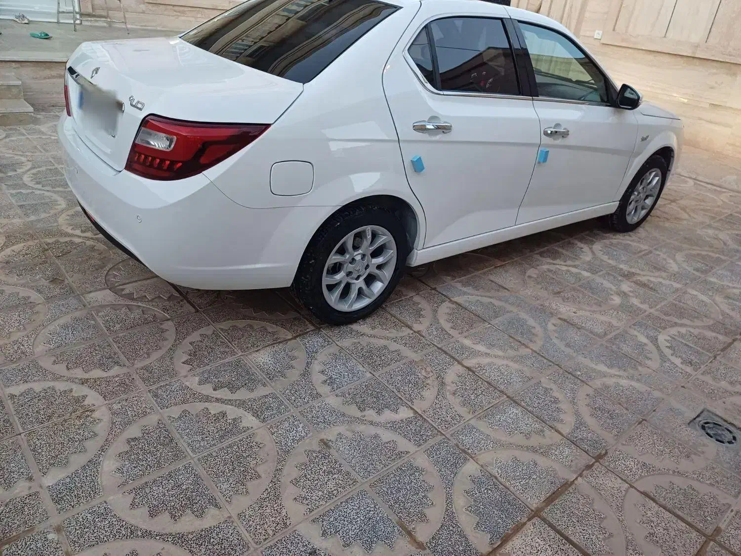 دنا پلاس ابشنال۴۰۴|خودرو سواری و وانت|اقلید, |دیوار