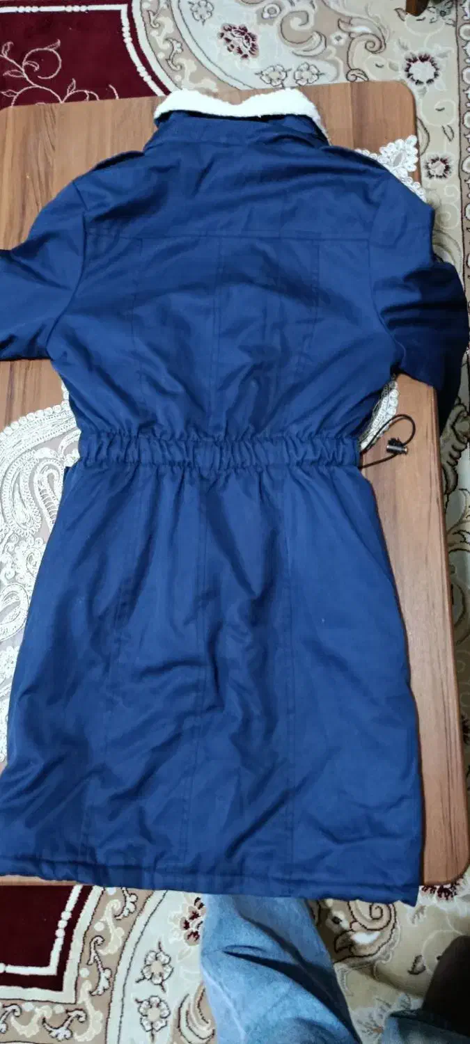 کاپشن دخترانه|لباس|دماوند, گیلاوند|دیوار