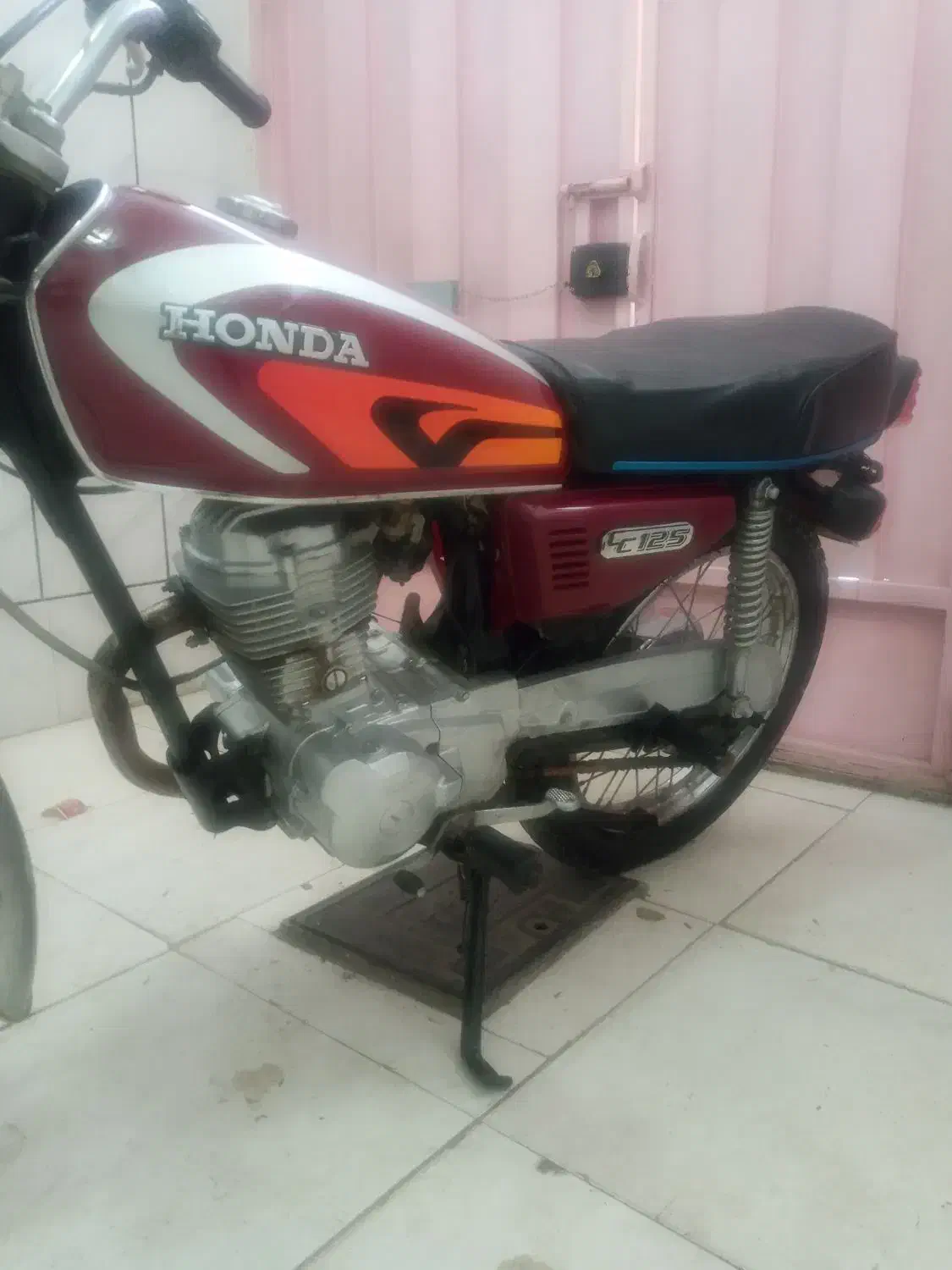 هندا استارتی ۵دنده|موتورسیکلت|نجفآباد, شریعتی|دیوار