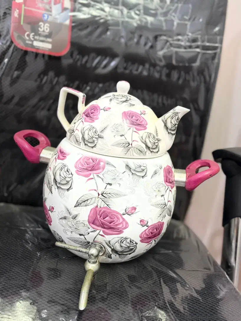 قوری و کتری در حد نو بسیار تمیز|قوری، کتری، قهوه‌ساز دستی|شوشتر, |دیوار