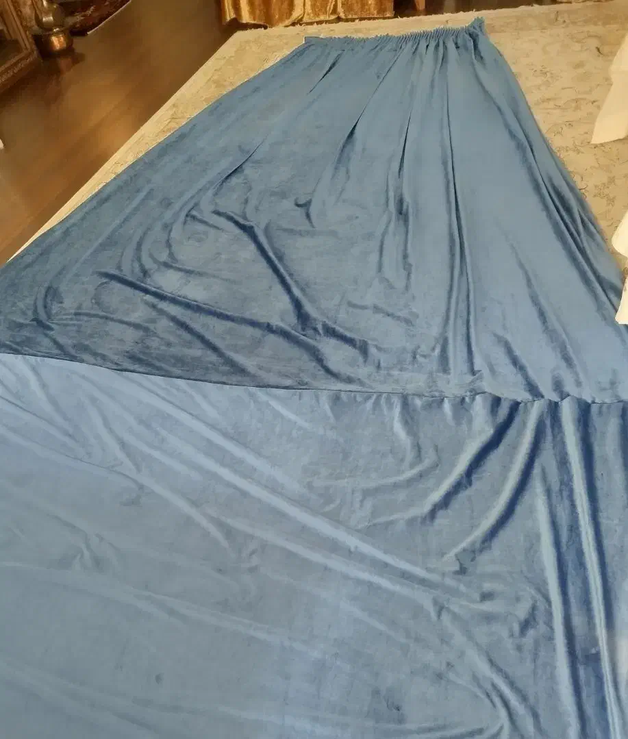 پارچه ی مخمل آبی نفتی|پرده، رانر، رومیزی|تبریز, |دیوار