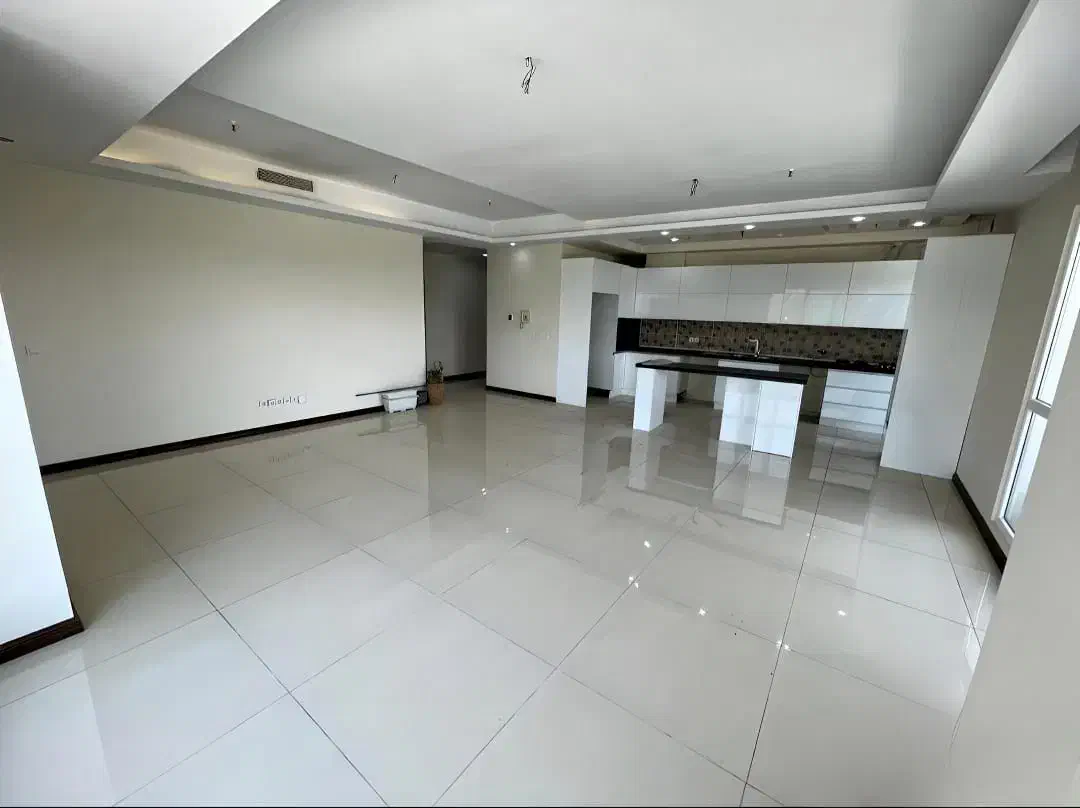 برج ۱۳۵ متر ۲ خواب ویودار بدون مشرف کوهک باملند