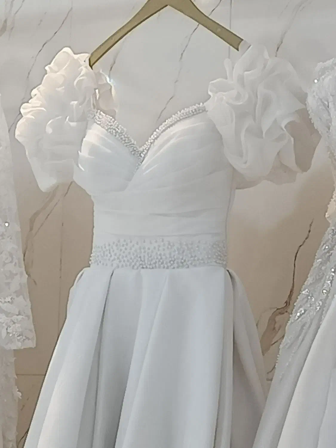 لباس عروس و عقد|لباس|نسیم‌شهر, |دیوار