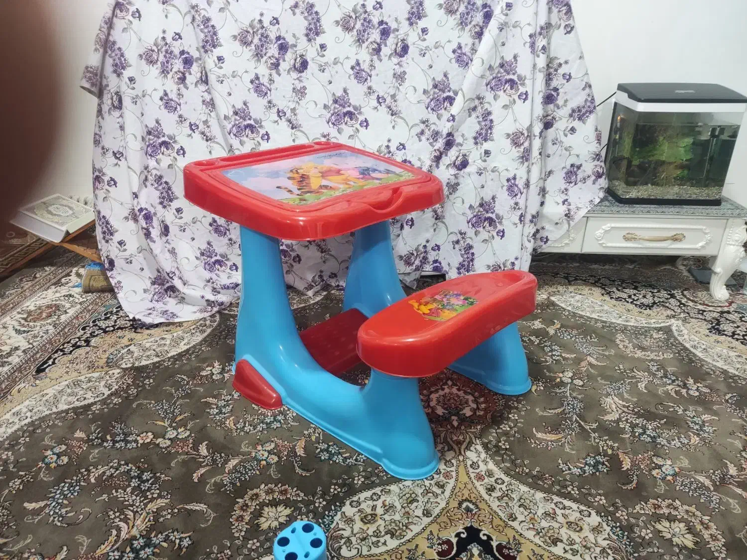 میز پلاستیکی کودک|اسباب و اثاث بچه|بندرعباس, |دیوار