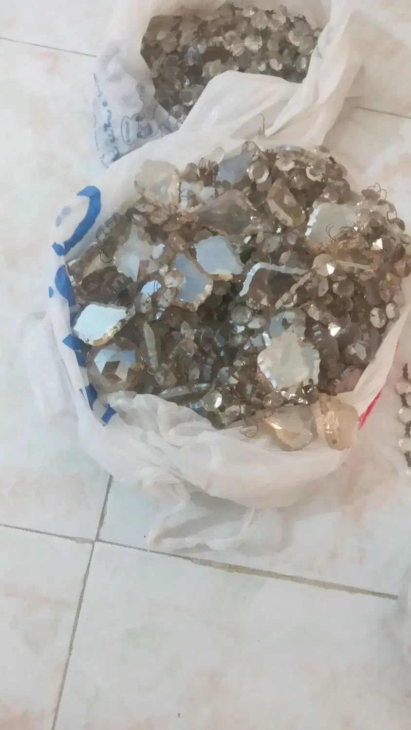 اویز لوستر و کلاهک لوستر|لوستر و چراغ آویز|تهران, شهران جنوبی|دیوار