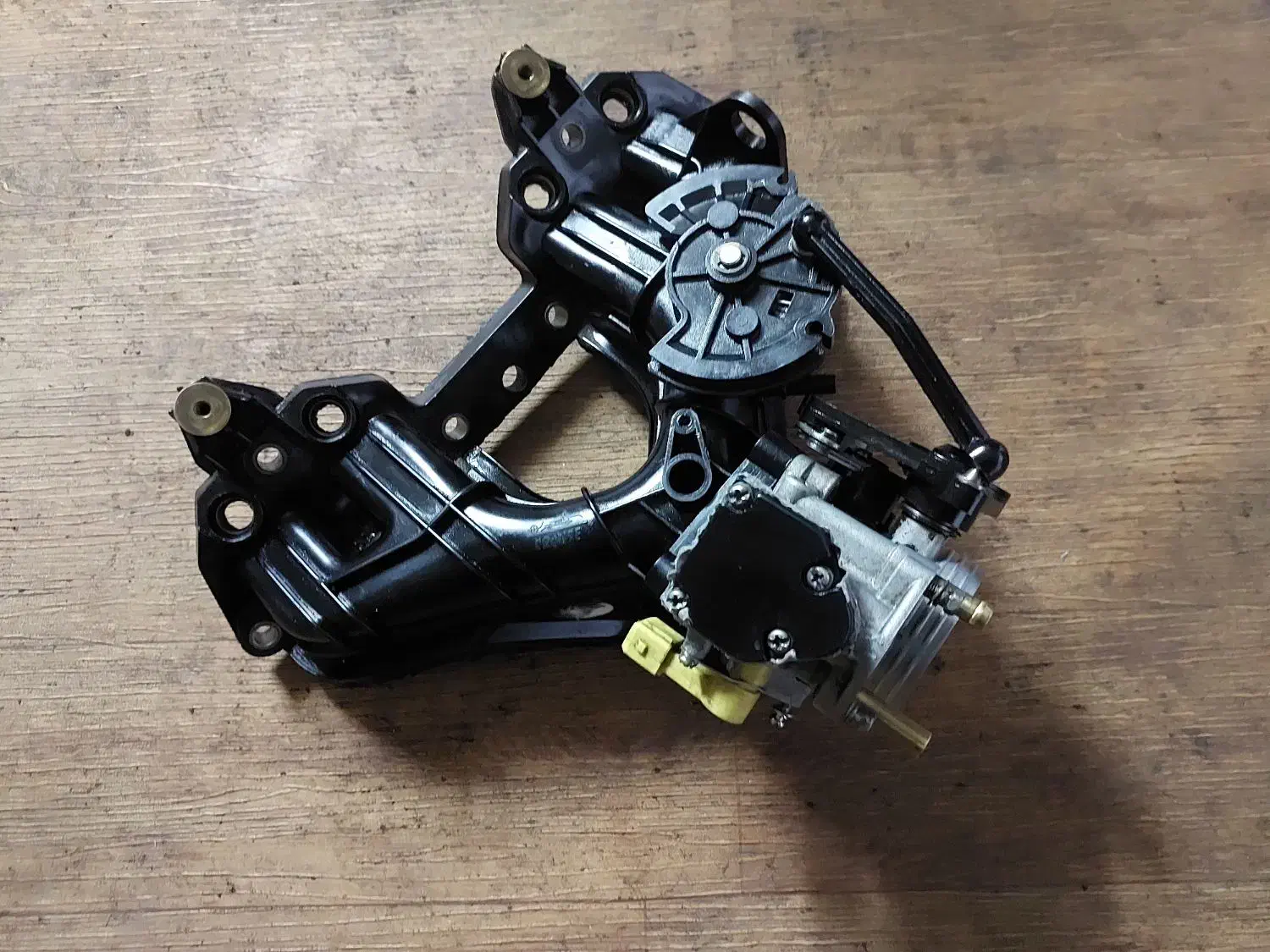 تعدادی قطعه یدکی پژو پارس|قطعات یدکی و لوازم جانبی|اسلامشهر, شاطره|دیوار