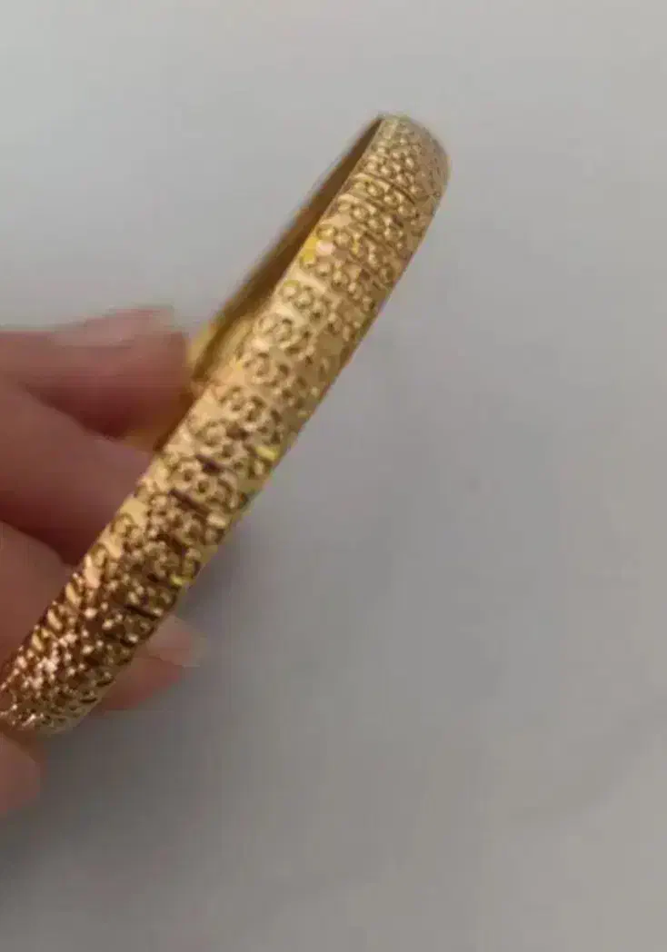 طلا گمشده|اشیا|خرم‌آباد, |دیوار