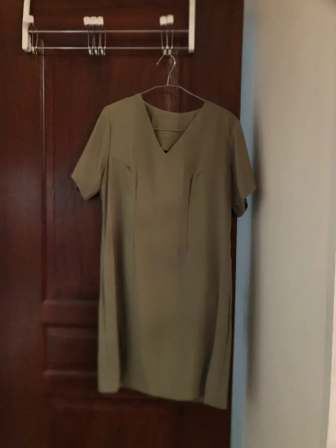 پیراهن مجلسی|لباس|پردیس, فاز ۸|دیوار