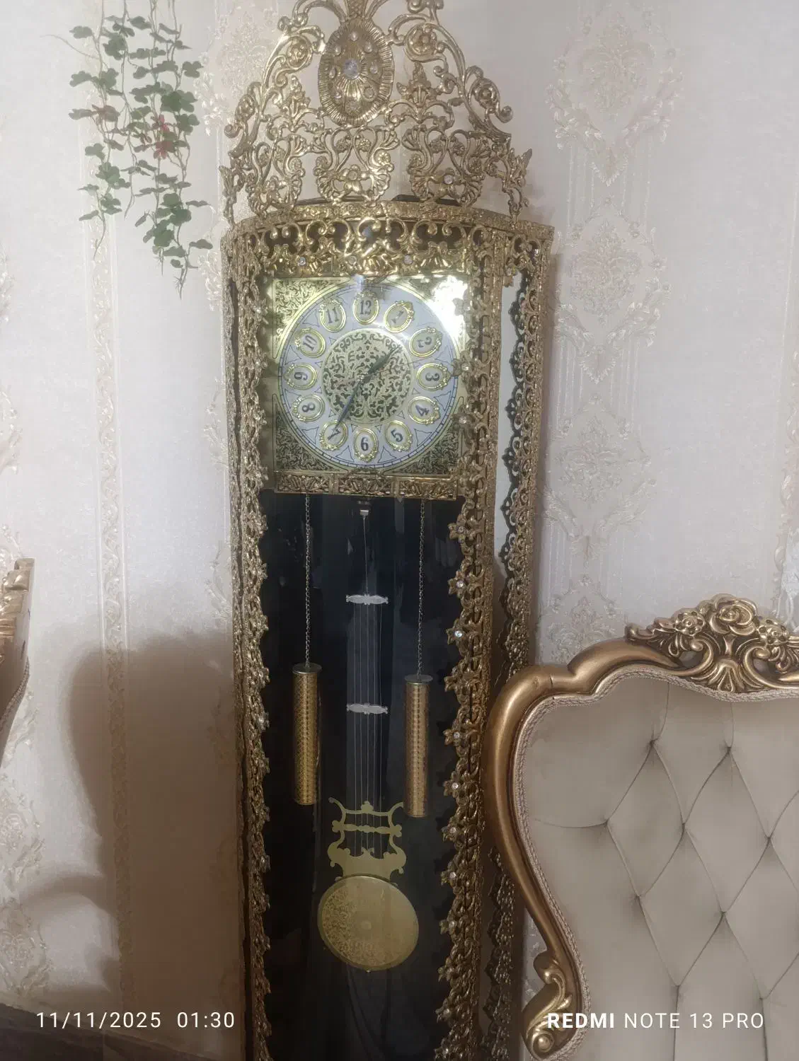 ساعت برنج اصل ایستاده|ساعت دیواری و تزئینی|بروجرد, |دیوار