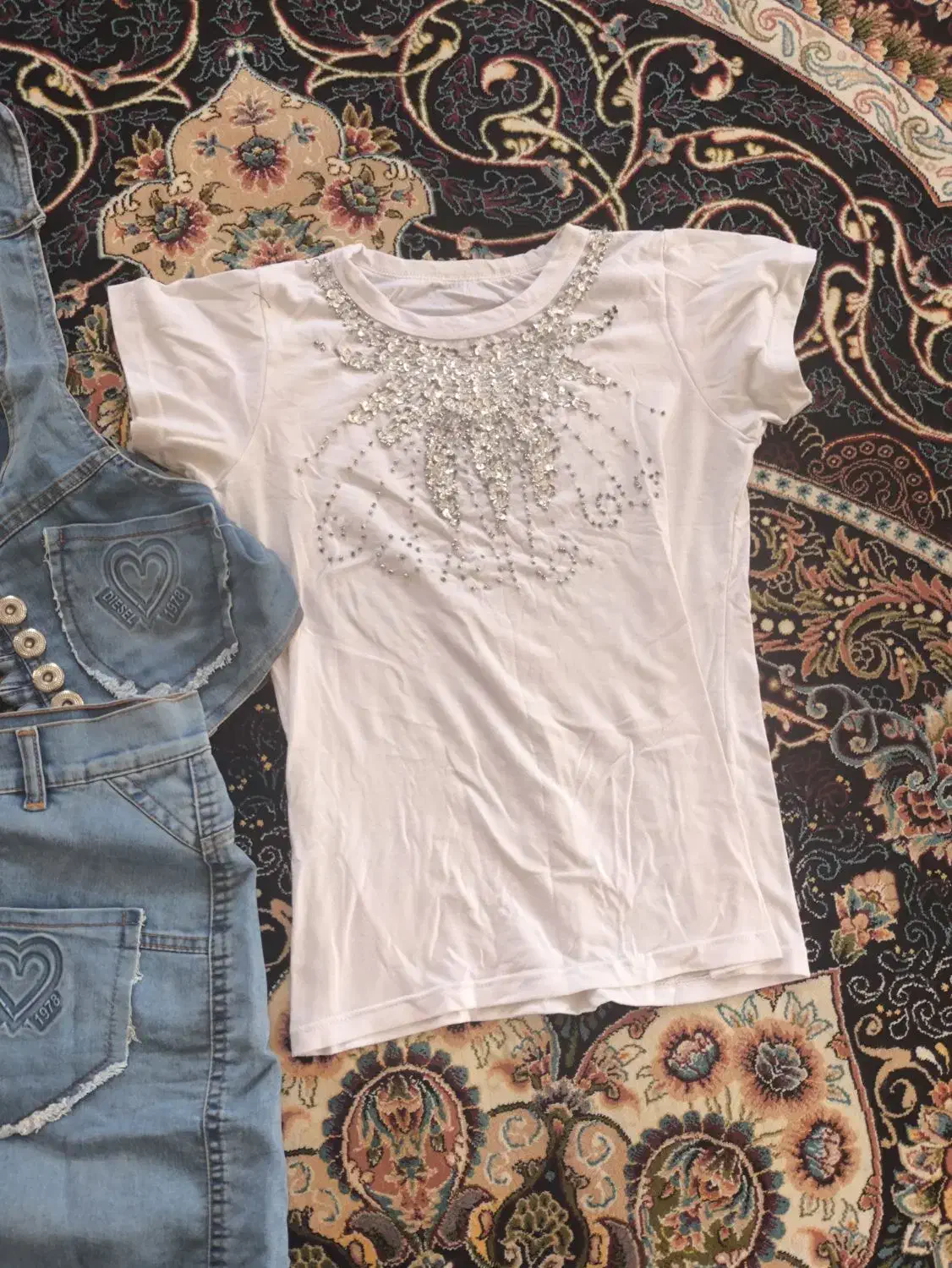 مجلسی شیک|لباس|شازند, |دیوار